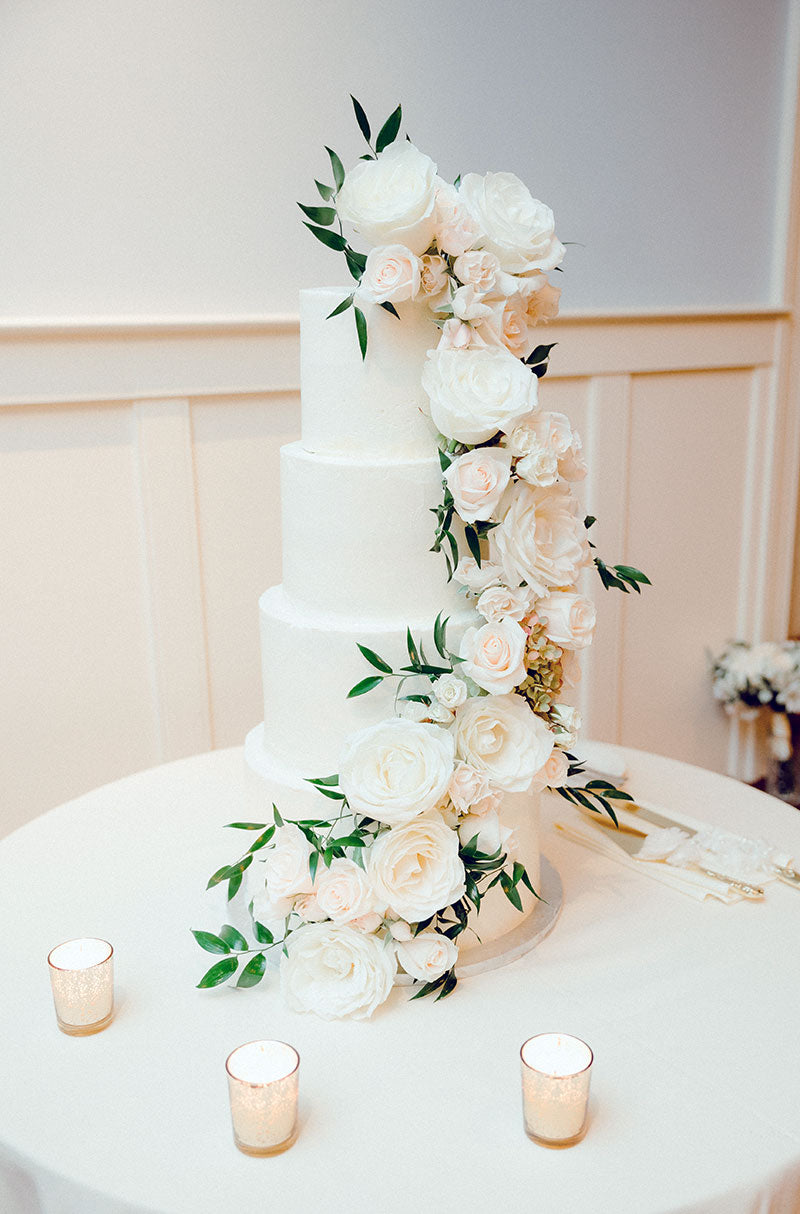 White Wedding Cakes | Contemporary white wedding cakes